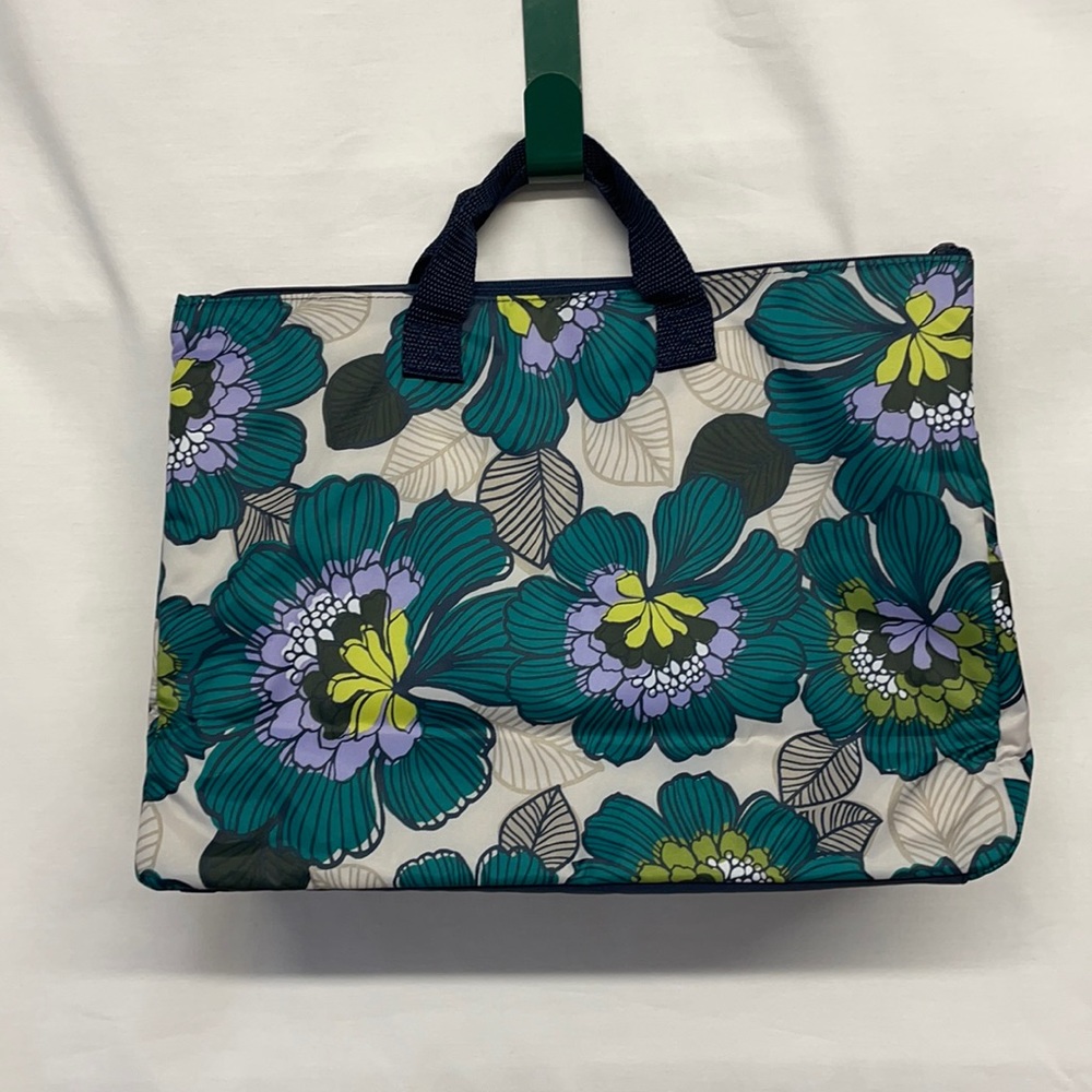 Thirty one tote Fall Fortunes Golden Apple